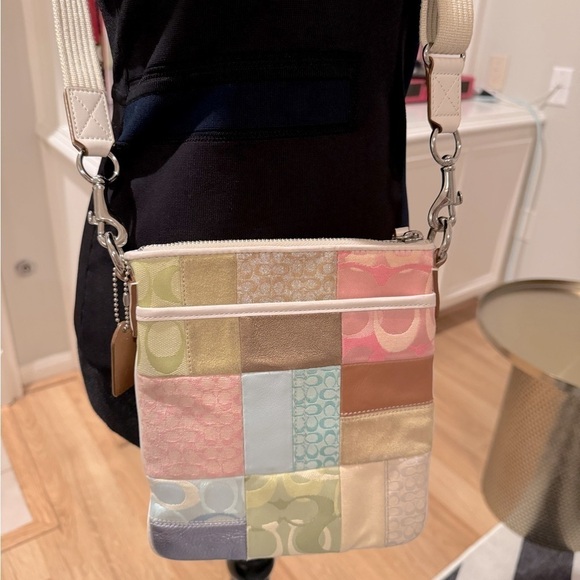 COACH Y2K Pastel Colorful Patchwork Patches Boho Crossbody Purse Creed F10878 - Picture 1 of 9